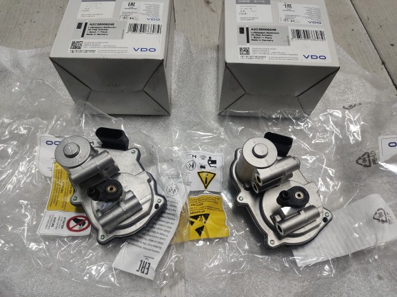 奥迪 途锐 卡宴 Q7 A7 A6L 柴油  进气翻板驱动电机  风门调节器