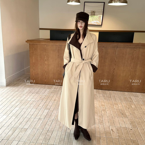 TARU撞色立领长款系带风衣女