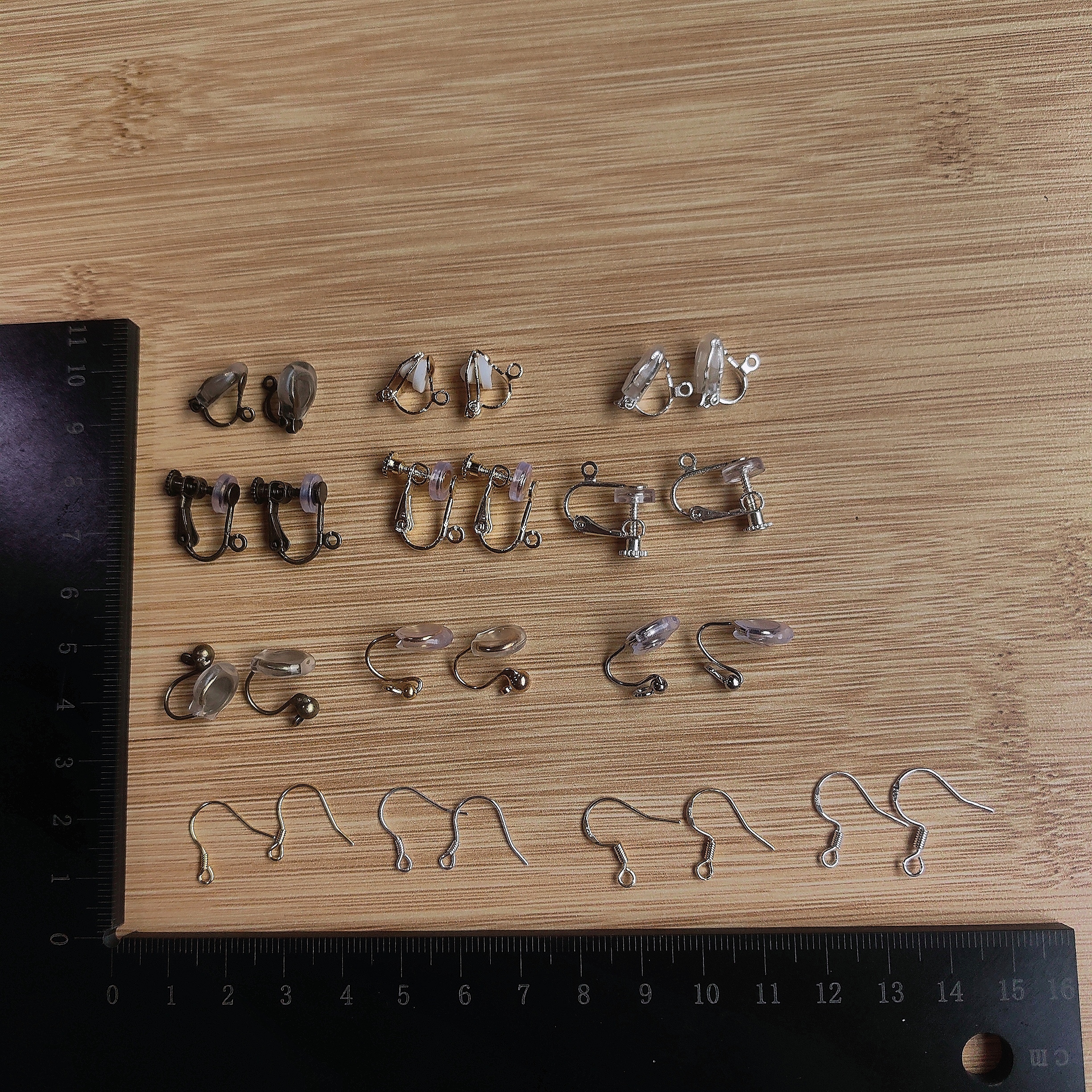 888只给店里下单耳环的顾客改耳夹耳钩，单拍不发，单拍不发货！