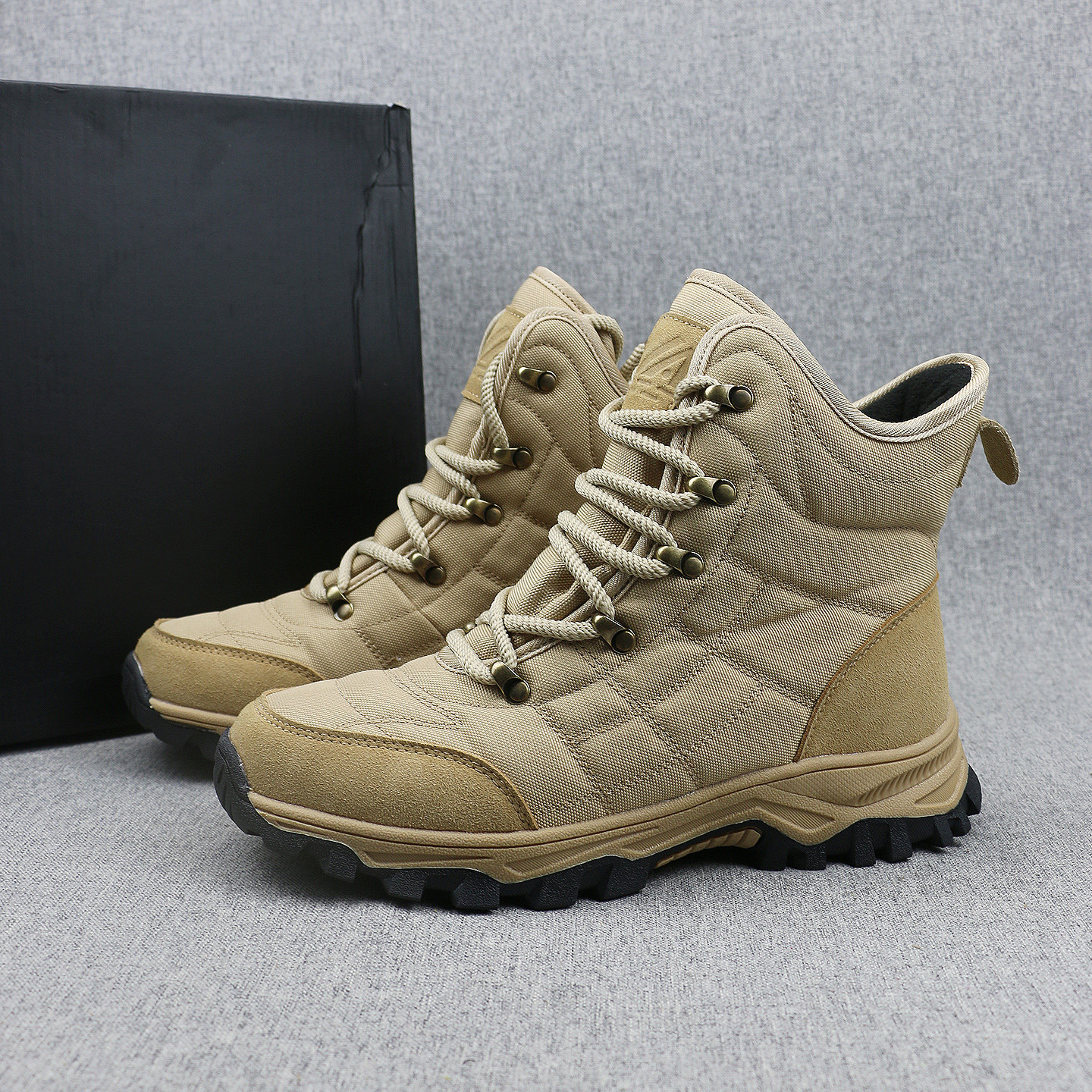 冬季新品加绒加厚保暖户外登山雪地靴大码防滑百搭高帮工装棉鞋男