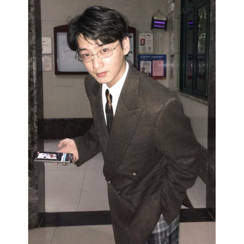 日系英伦双排扣休闲西服