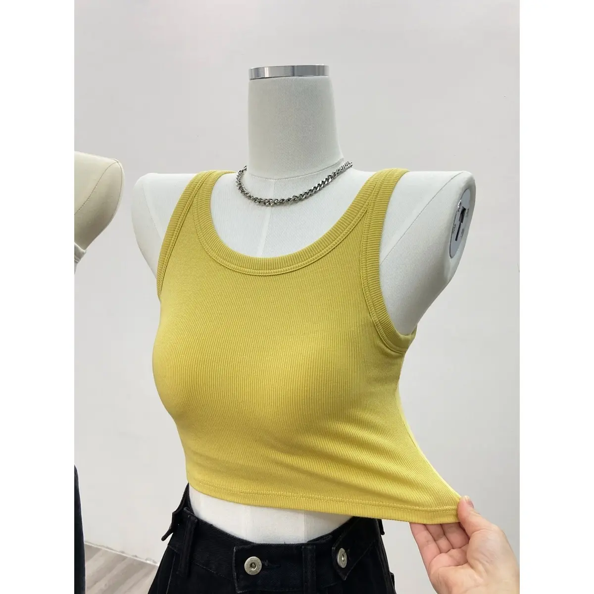 欧货辣妹带胸垫工字吊带女春夏季遮副乳修身短款打底上衣外穿背心