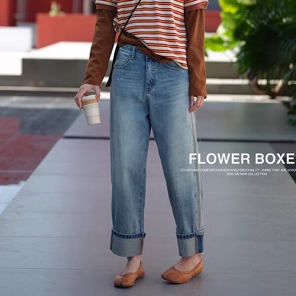 花匣子牛仔裤503729新款高腰宽松直筒裤女浅蓝色翻边九裤女小个子