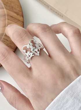 甜美轻奢镀银爱心镂空戒指女