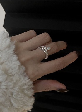 流苏链条珍珠戒指女高级感时尚气质优雅S925银开口转线条食指戒潮