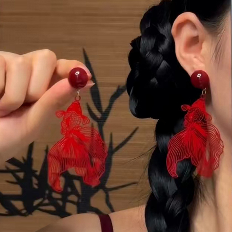 中国风新年红色锦鲤耳夹复古女无耳洞耳环喜庆敬酒服耳饰幸运配饰