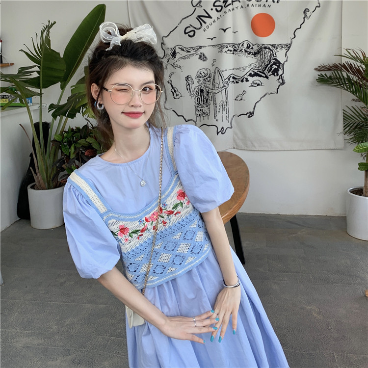 甜辣风镂空小吊带女装2026春夏新款内搭外穿花朵刺绣短款背心上衣