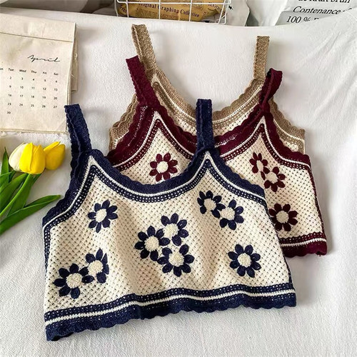 钩花外搭针织背心短款上衣