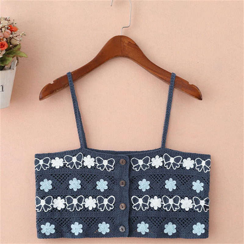 叠穿吊带背心女2025绣花开衫马甲外搭短款无袖罩衫镂空钩花上衣潮