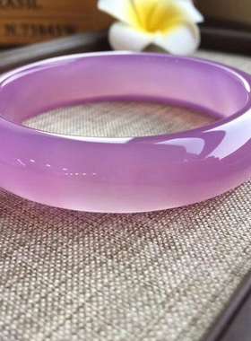 天然冰种粉晶玛瑙招桃花芙蓉玉