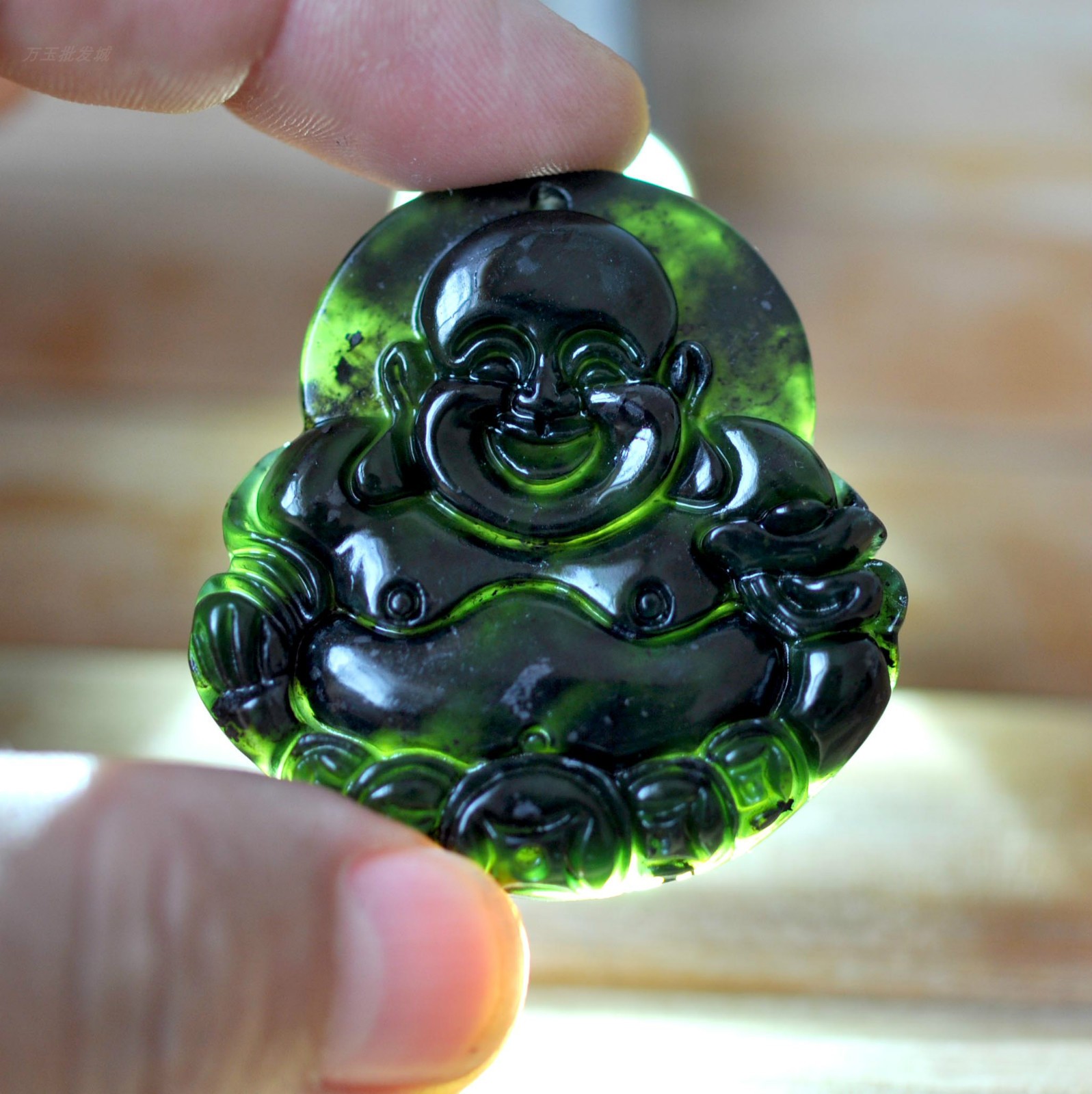 天然佛公蓝田玉挂件吊坠