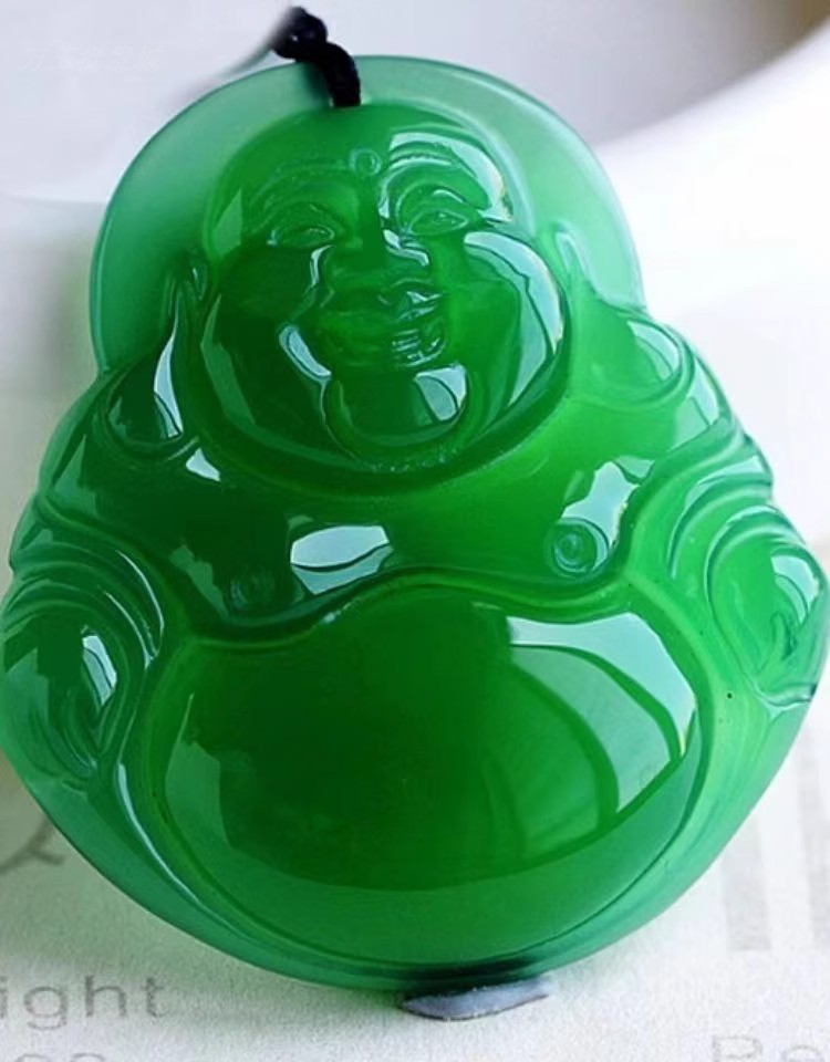 女款玛瑙冰种绿玉髓吊坠玛瑙佛