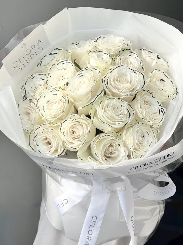 厄瓜多尔小香玫瑰花束上海同城生日送女朋友老婆花店送花鲜花速递