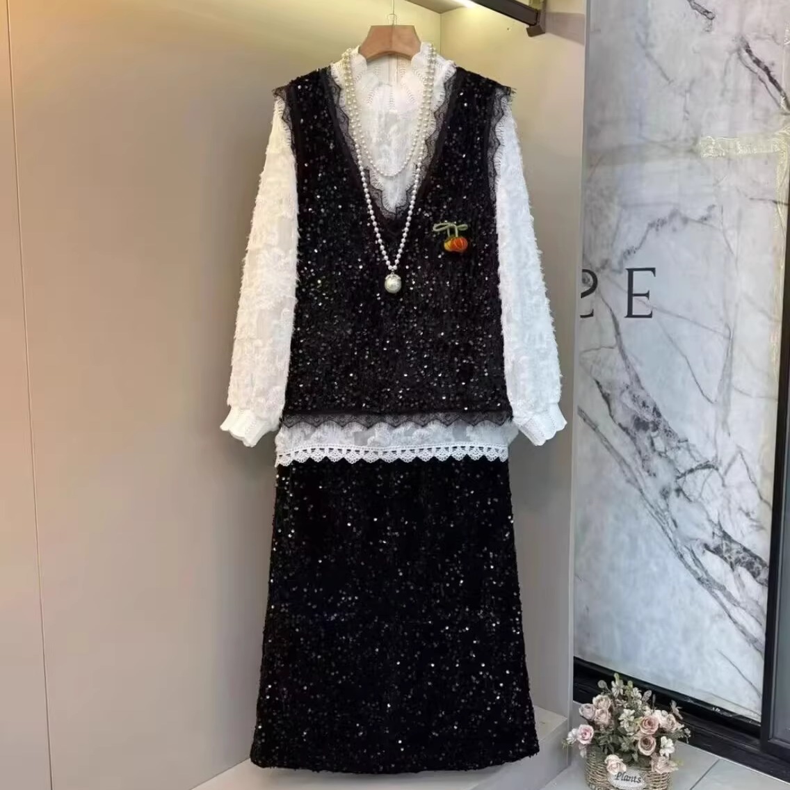 欧货2025秋冬时尚重工艺亮片套装