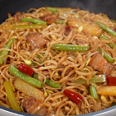 河南新鲜炒卤面农家细面条焖面材料商用真空熟面丝现货3斤装包邮