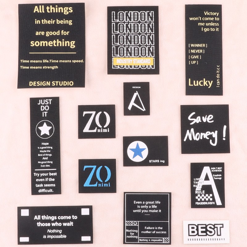 自粘补丁贴潮牌字母补贴羽绒服补