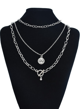 三层叠戴项链女甜酷辣妹