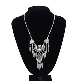 新款民族风几何流苏项链复古气质高级感项饰女摄影旅拍写真配饰