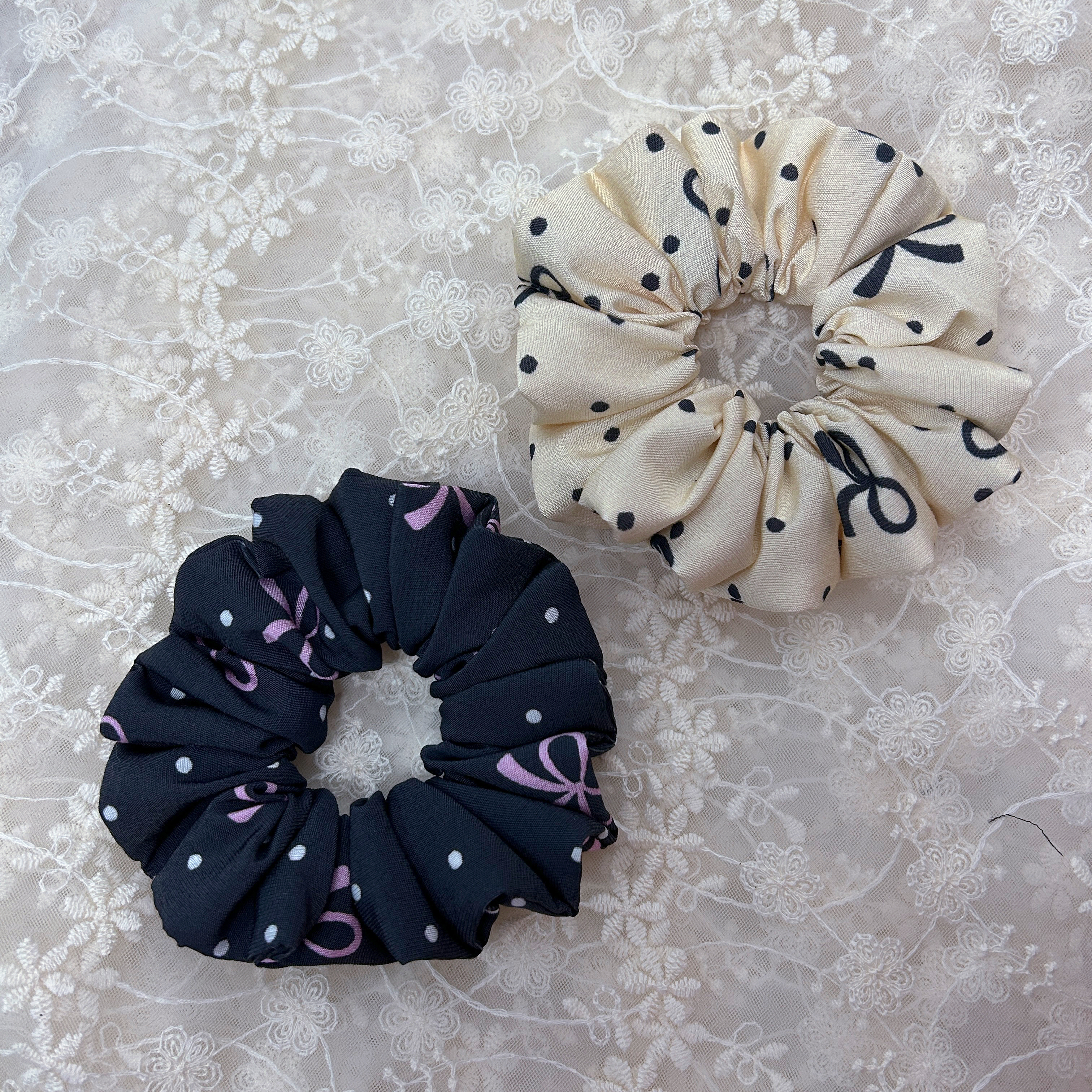 韩国随手慵懒低丸子头波点蝴蝶结大肠发圈高级感轻奢扎头发绳头绳