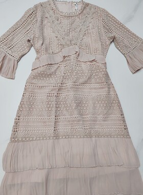 NH2家 蕾丝镂空喇叭袖连衣裙 裙长85  胸92 腰围78  L码 不退换