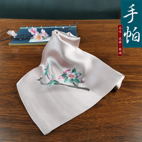四川特色真丝绸小方巾女朋友蜀绣