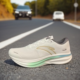 耐磨运动跑鞋 男鞋 112535562R 竞技专业缓震跑步鞋 安踏冠军4代