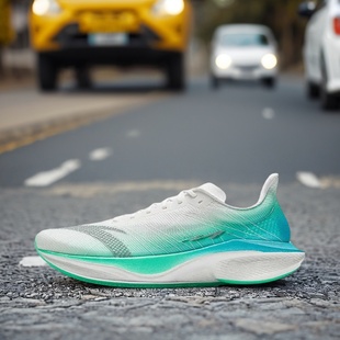 112525584 男中考体测运动鞋 安踏马赫4代PROV2 氮科技竞速跑步鞋