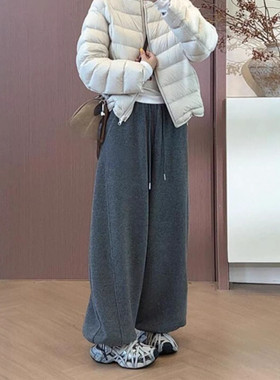 灰色宽松运动裤卫裤女款冬季新款好看休闲裤大码加厚女士弯刀裤子
