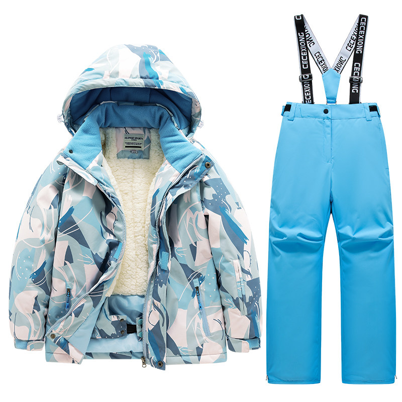 哈尔滨旅行儿童滑雪服套装
