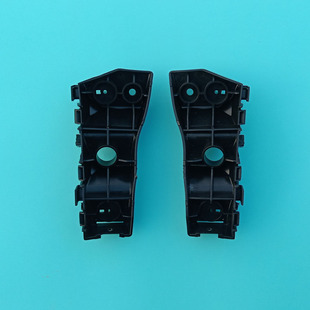 雷丁D80电动汽车轿车前保险杠支架 杠卡 吊耳 支撑 前杠固定支架