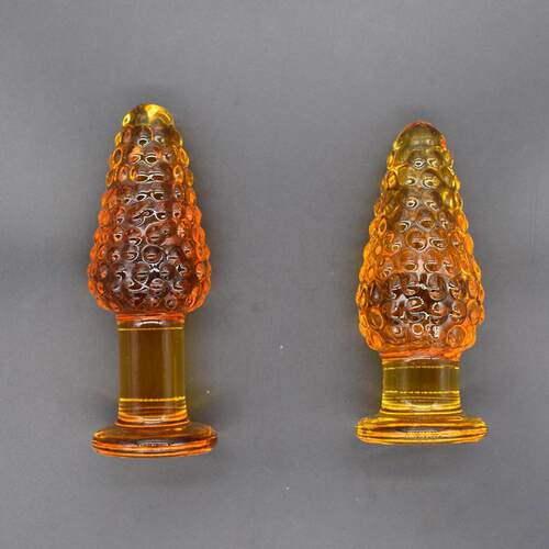 A glass-made anus used as a masturbation toy