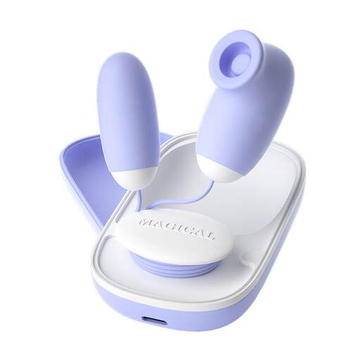 Sucking the clitoris, masturbation, vibrating toy