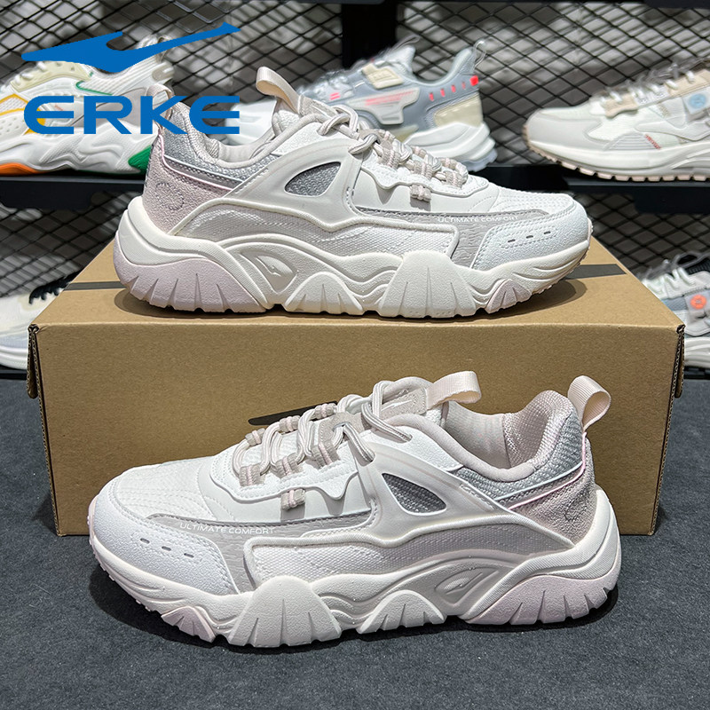 鸿星尔克2024春季新款女子运动鞋皮面防滑耐磨百搭休闲女子慢跑鞋