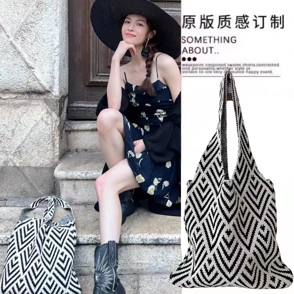 钟姐又度假啦～钟楚曦同款包包女2025撞色亩条纹大容量通勤单肩包
