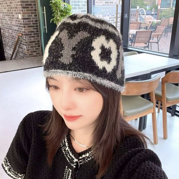 韩版字母提花针织渔夫帽女秋冬复古条纹毛线盆帽小众显脸小水桶帽