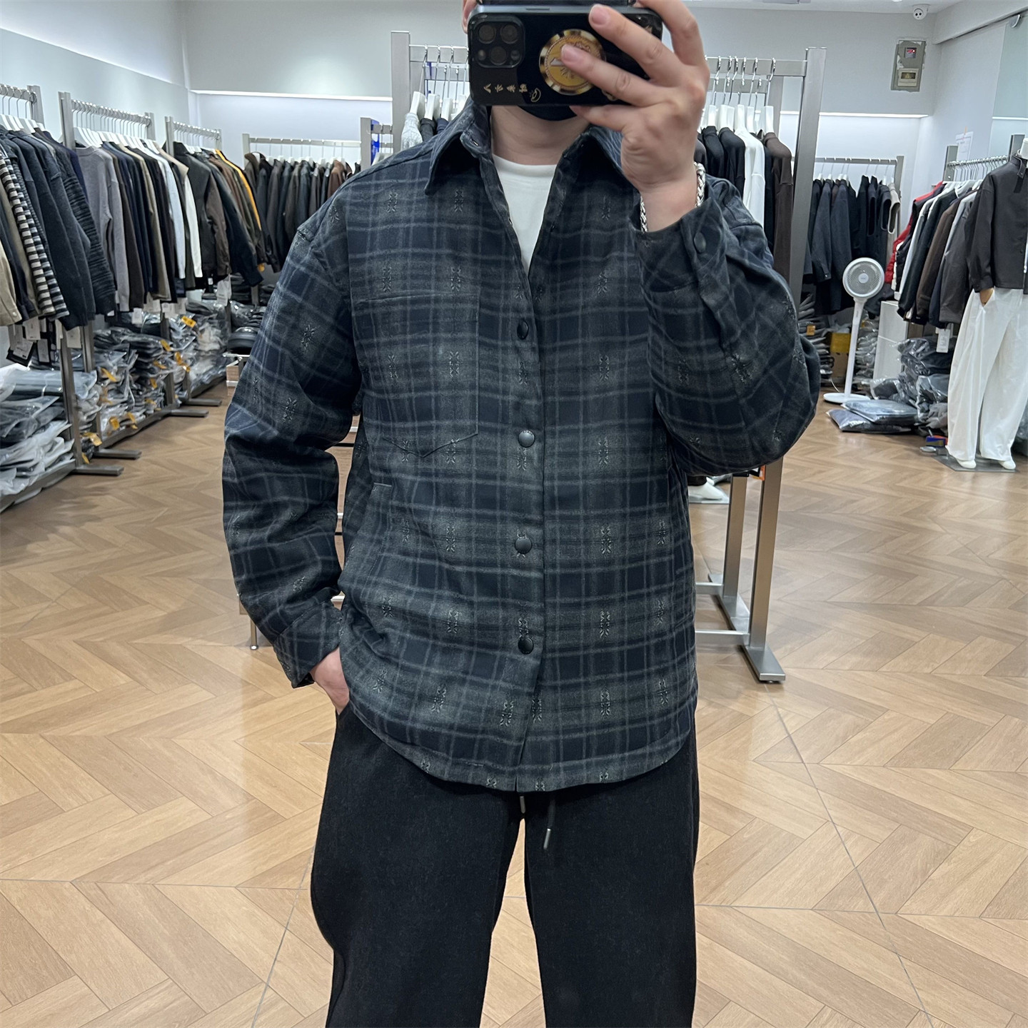 老钱风拼色格子衬衫式羽绒服外套