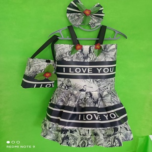 新款儿童环保无纺布创意衣服奶茶袋废物利用主题时装走秀演出