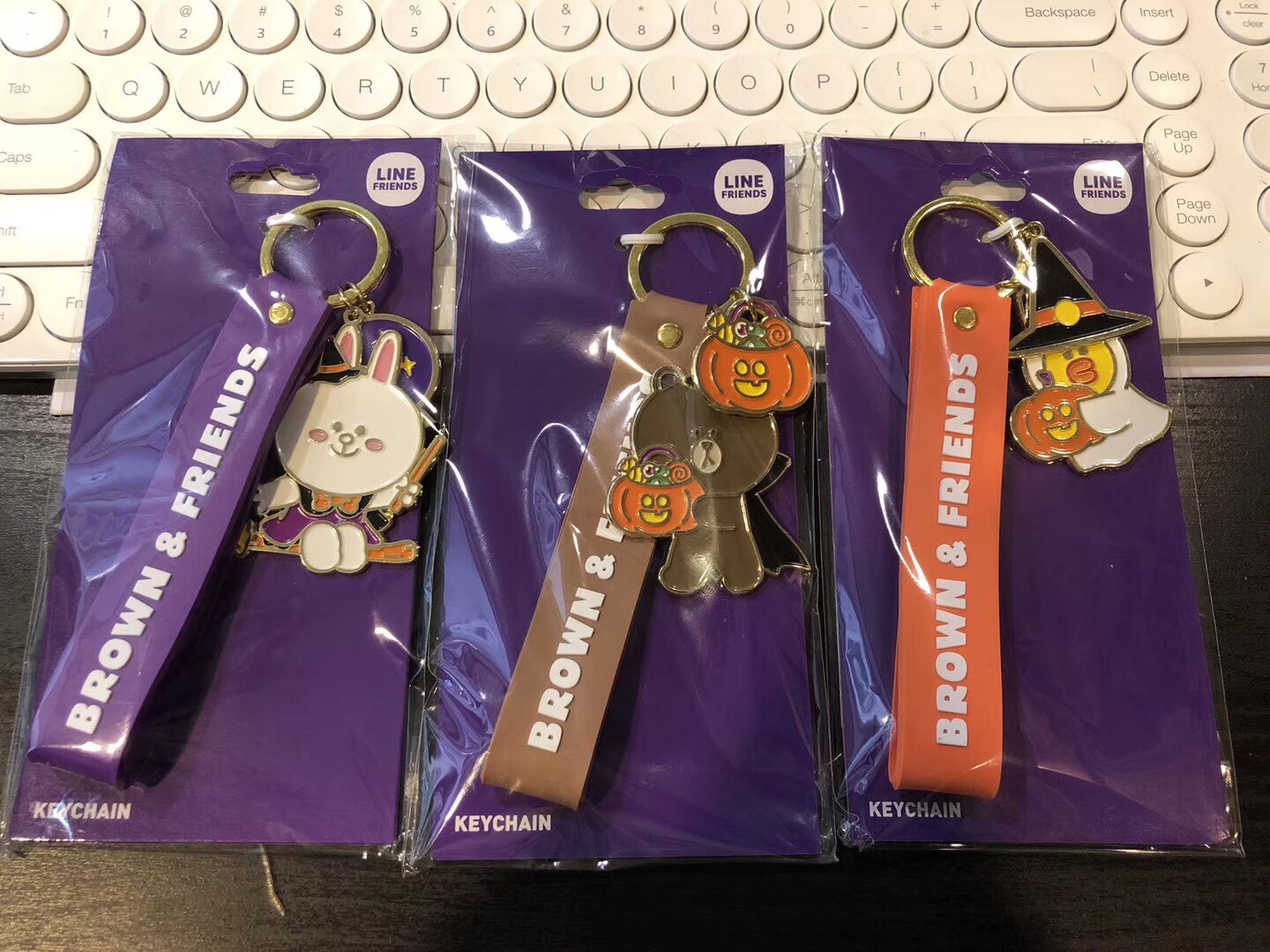 Line Friends公仔 万圣节匙扣 吊饰 南瓜魔法兔 【香港海洋公园】