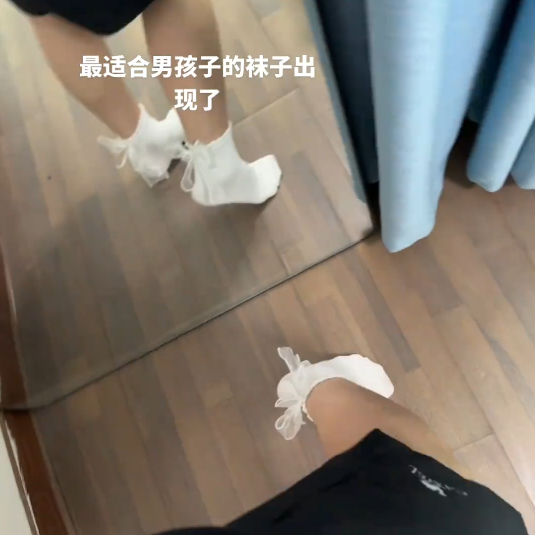 蝴蝶结袜子女中筒猛男可爱日系jk送男朋友仙气洛丽塔白色蕾丝花边