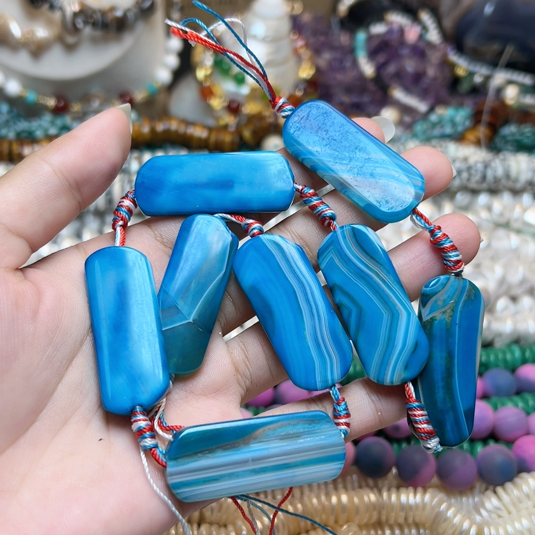 S643缠丝玛瑙40*15mm一条