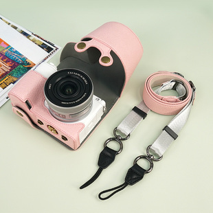 适用Sony E10M2全包皮套 索尼ZVE10二代保护套可爱荔纹相机底座ZV