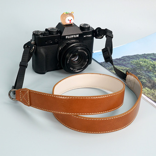 适用富士XT50挂绳尼康Z30肩带索尼a7c2佳能80D/200D2可斜挎背带pu