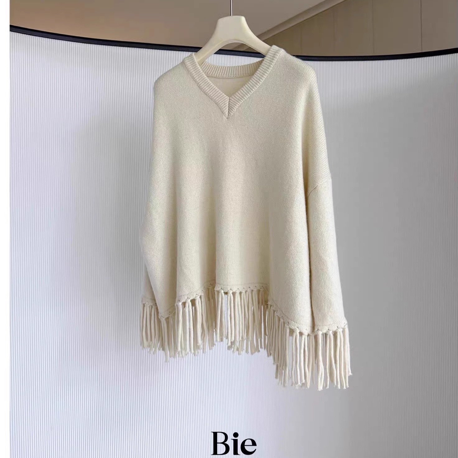 2025早秋新款时尚百搭纯色羊绒衫女宽松休闲老钱风中古风流苏慵懒