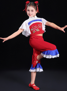 2026新款六一儿童秧歌服民族扇子舞打鼓服红色喜庆开门红演出服