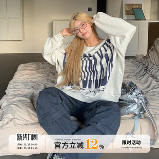 饭饭又饿了Rose同款美式复古印花卫衣女春季宽松大版圆领长袖上衣