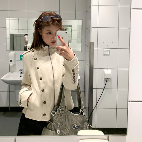 饭饭又饿了美式纽扣皮衣外套女春