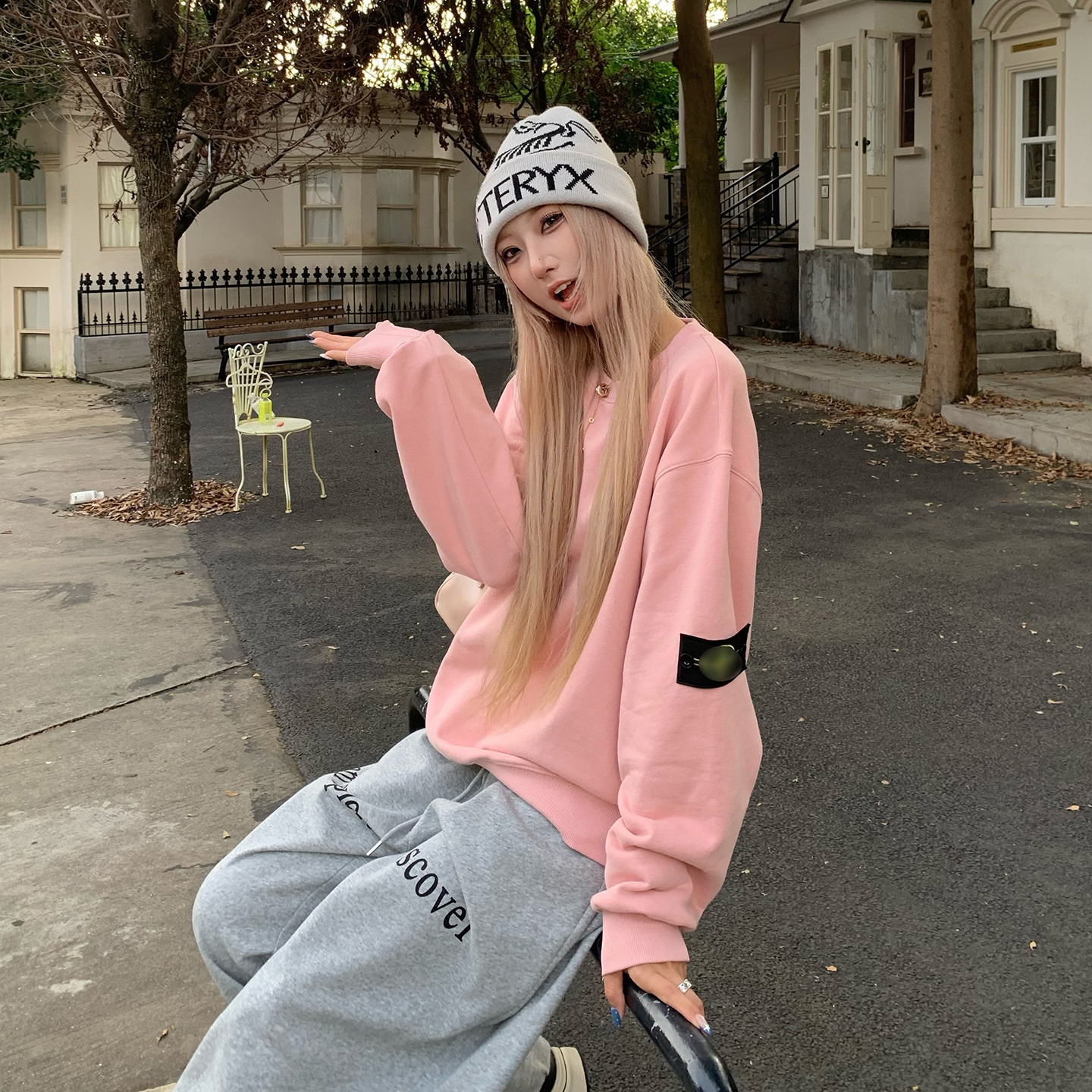 饭饭又饿了粉色套头卫衣女秋季