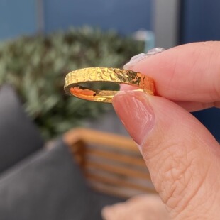 安伯曼熔岩纹碎碎冰18K金素戒指