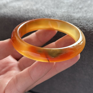 云臻阁马料海洋玉髓红玛瑙俏色水墨草花红肉冰红冰透玛瑙手镯59口