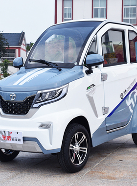 东威新款A8Plus城市电动四轮车休闲代步新能源全封闭电动车锂电池